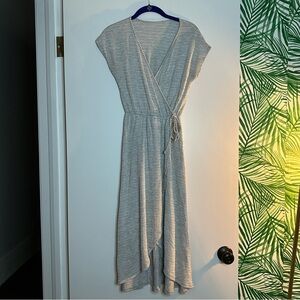 Caution to the Wind Gingham Midi Wrap Dress – Gray & White, Size L